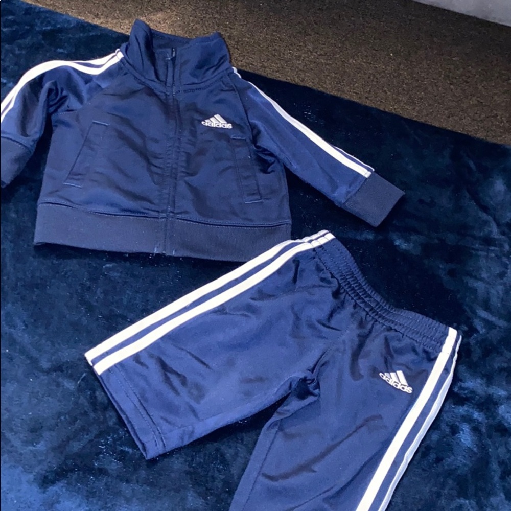 Adidas navy blue sweatsuit